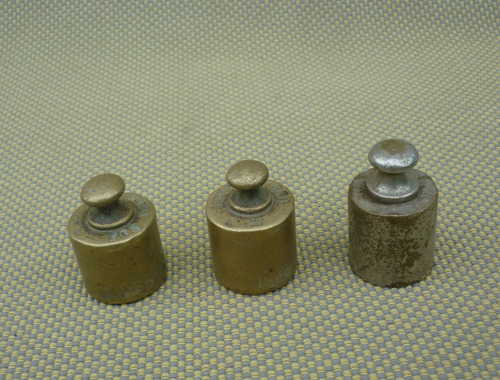 Pesas Para Balanza En Bronce 100 Gramos X 3