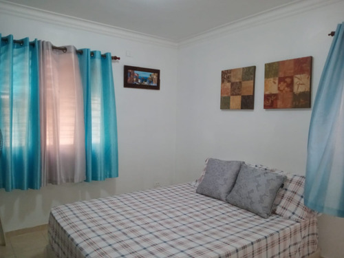 Vendo Apartamento En 2do Piso En El Residencial Carmen Renata 3, Pantoja, Santo Domingo Oeste