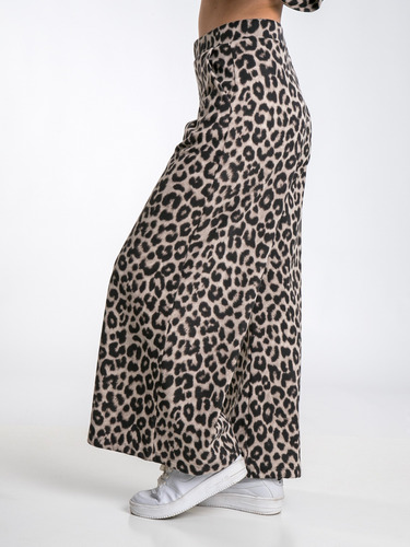 Conjunto Remera Manga Larga Y Palazzo Animal Print Corderoy