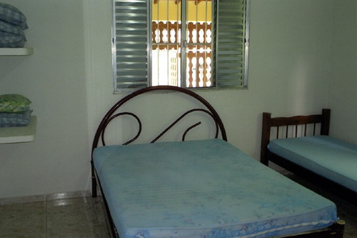 Alugo Casa De Praia- Finais De Semana/temporada- Ilha Comprida/sp- R$200/diária - Á 298 Metros Da Praia, Casa Bem Cuidada Por Caseira, Arejada, Limpa, Sem Mofo Ou Bolor, Acomodação Para Até 10 Pessoas