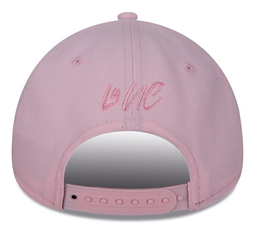Gorro Universidad Catolica New Era 940 Rosado