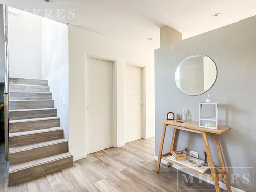 Casa En Venta Lote Interno Al Golf En Club Privado Loma Verde