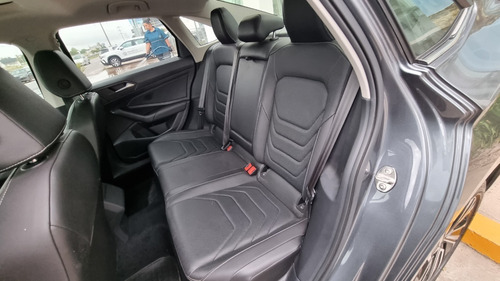 Imagen 19 de 25 de Vw Vento Highline 1.4 Automatico 2021 Ugarcia Us