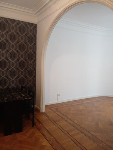Departamento De 3 Ambientes En Alquiler-barrio Norte