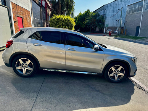 Mercedes-Benz Clase GLA 1.6 Gla250 Amg-line 211cv