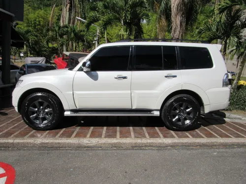 Mitsubishi Monter0 Gls V6 Wagon Cc3800 Gas At 7 Puestos
