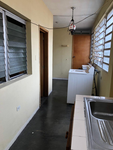 Vendo Casa De 2 ´pisos Los Sauces,220m2,4 Hab 3 Baños, 2 Aptos Con Entrada Independiente