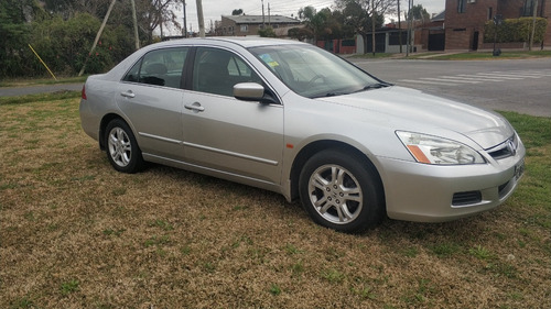 Imagen 3 de 14 de Honda Accord
