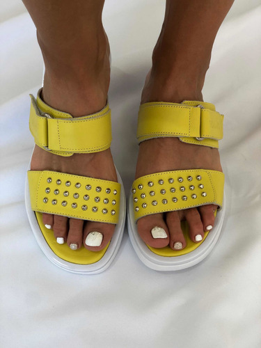 Sandalias De Cuero Viamo Mujer Daila