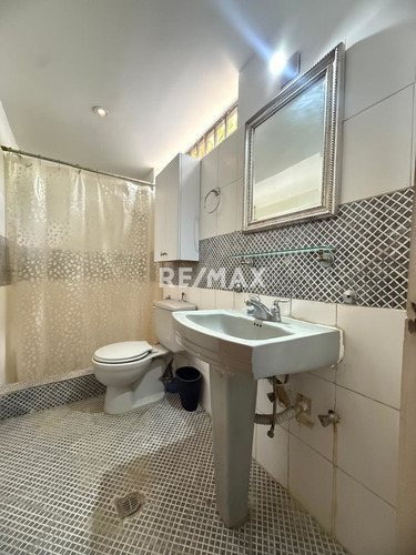 Alquiler. Casa-anexo. Urbanización Prados Del Este