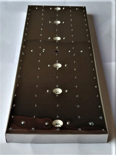 Imagem 2 de 9 de Base De Aço Inox 66x22cm Para Montagem De Lustres 90 Furos