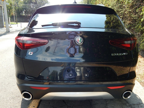 Alfa Romeo Stelvio 2018