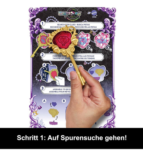 Monster High Skulltimate Secrets Clawdeen Wolf Doll Armario