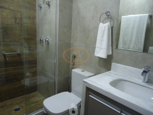 Apartamento Com 1 Dormitório(s) Localizado(a) No Bairro Gonzaga Em Santos / Santos - 5705