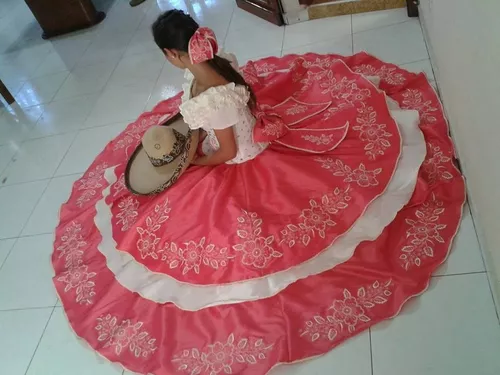 Vestido De Escaramuza Xv Años en venta en Pachuca De Soto Hidalgo por sólo  $ 3,  Mexico