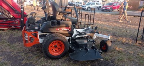 Cortadora De Césped Giro Cero Bobcat Usa