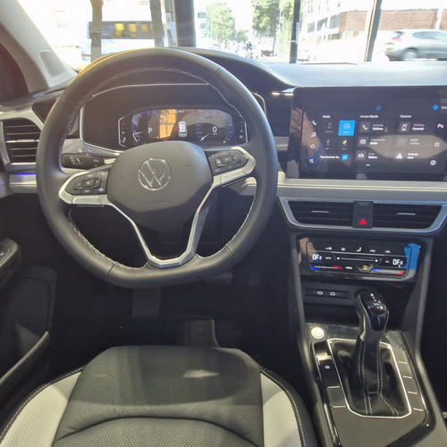 Volkswagen Taos 1.4 Tsi Highline At