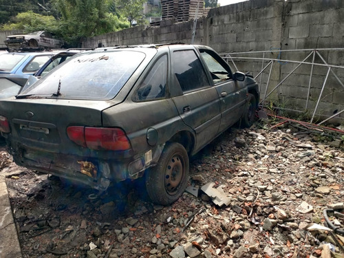 Ford Escort Zetec 1.6 8v 2002 Sucata Somente Peças