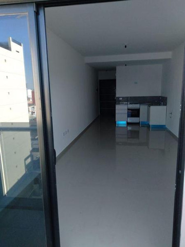 Venta Depto Monoambiente En Barrio Sur, Smt.