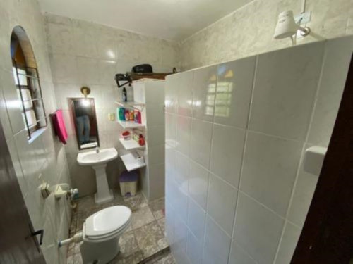 Imagem 15 de 30 de Chácara Com Piscina, 02 Churrasqueiras, Arvores Frutíferas, No Bairro Chácaras Glória, Em Itanhaém, Aceita Financiamento Bancário Ref: 9775/ac