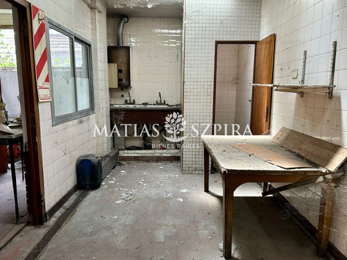 Venta De Casa 4 Ambientes En Mataderos, Capital Federal.