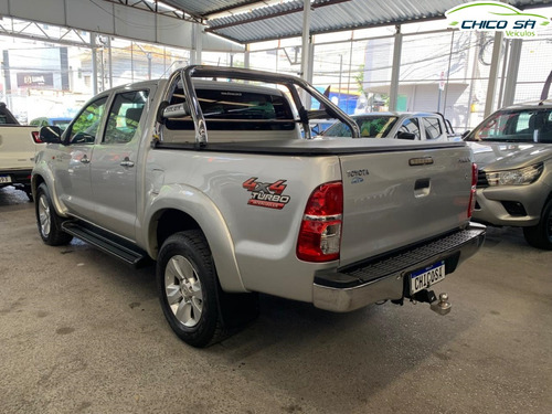 Toyota Hilux 3.0 STD 4X4 CD 16V TURBO INTERCOOLER DIESEL 4P MANUAL