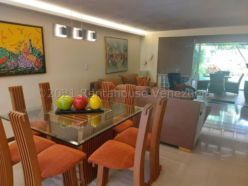 Imagen 23 de 30 de En Exclusivo Conjunto Muy Cerca De Farmatodo El Hatillo, Con Bellas Áreas Sociales, Jardín Privado, Hermosos Towhouse