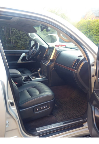 Toyota Land Cruiser 4.5 Td 200 Vx 265cv At W/floormat