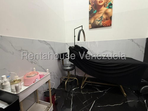 Se Vende Fondo De Comercio Sambil La Candelaria Dmh 25-13938