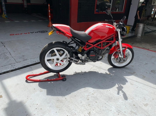 Ducati Monster S2r 800