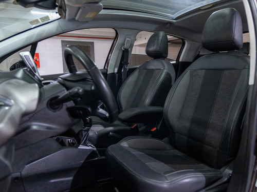 Peugeot 208 1.6 Feline