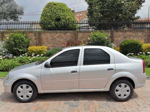 Renault Logan 2012 1.4 Entry Familier
