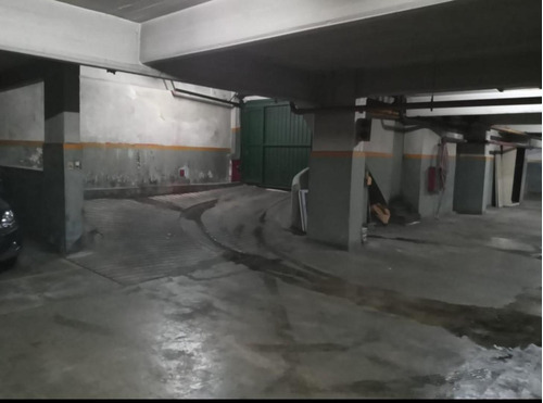 Imagen 2 de 3 de Cochera Muy Bajos Gastos .san Telmo