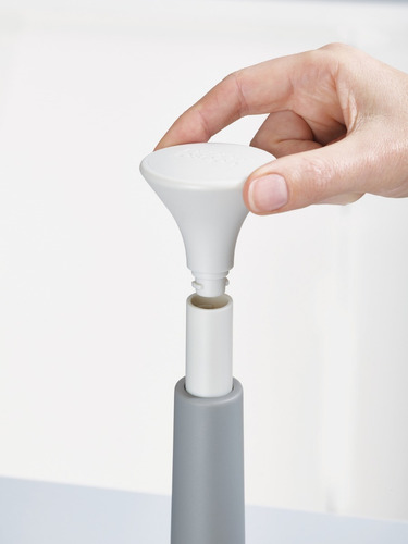 Imagen 3 de 6 de Porta Rollo De Cocina Joseph Joseph Para Rollo De Hasta 26cm