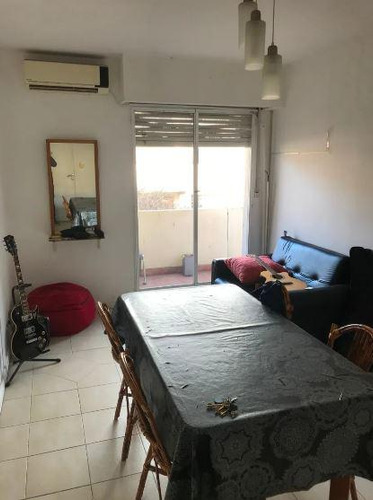 Departamento En Venta - 2 Dormitorios 1 Baño - 71mts2 - La Plata