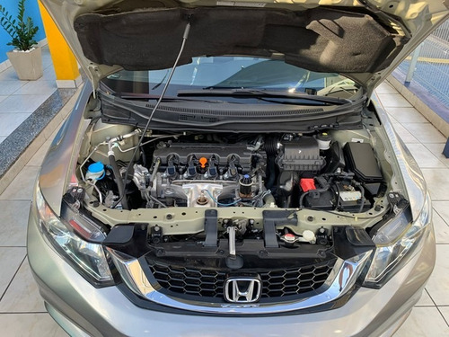 Imagem 9 de 10 de Honda Civic 2.0 Lxr 16v Flex 4p Automático