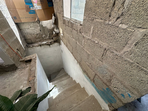Edificio Para Remodelar! Col. 1o De Mayo | Pto. Vallarta Excelente Inversión!! 2 Departamentos, Con Opción A Un Tercero. Excelente Ubicación!
