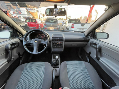 Imagem 11 de 14 de Chevrolet Classic Sedan 1.0 4p Vhce Flex Ls