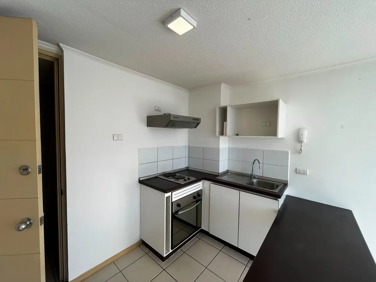 Imagen 1 de 10 de Arriendo Depto 1 Habitacion En Metro San Alberto Hurtado
