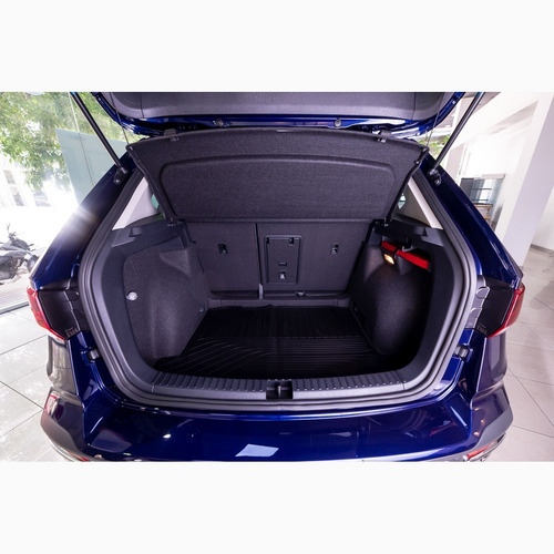 Imagen 7 de 15 de Volkswagen Taos Comfortline 250 Tsi At My23 #30