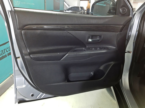 Mitsubishi Outlander 2.0 16v 160cv Aut. 2016/2017