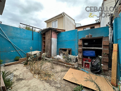 Casa En Venta De 3 Dorm. En Quilpué