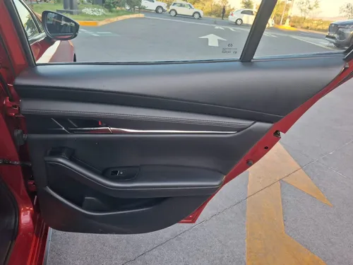 Mazda Mazda 3 2023