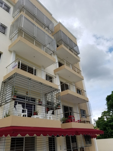 Imagen 1 de 6 de Apartamento En La Charles De Gaulle.