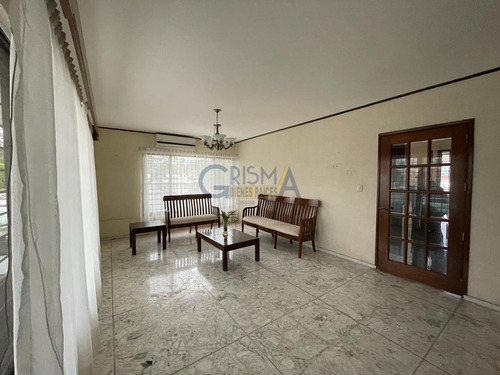 Preciosa Casa Amueblada En Renta En Col. Jardines De Tuxpan