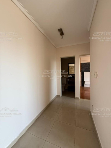 Departamento 3 Ambientes Con Cochera En Venta En Lomas De Zamora, G.b.a. Zona Sur, Argentina