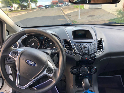 Imagem 8 de 9 de Ford Fiesta 2016 1.6 16v Titanium Flex 5p