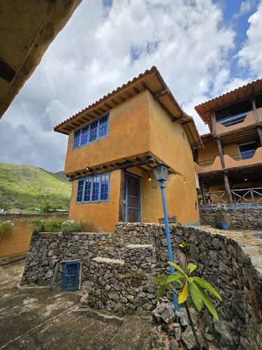 Posada En Guacuco