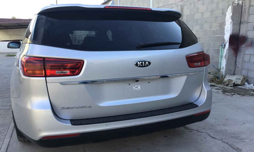 Imagen 2 de 5 de Kia Sedona 2019