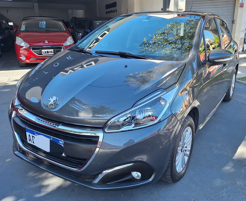 Peugeot 208 Allure Pack